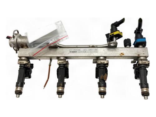 Used Injection rail Injection rail OPEL MERIVA B MPV (S10) 1.4 (75) (120 hp) 40522538 40522538