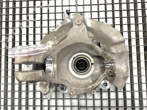 Used Right front steering knuckle Right front steering knuckle LAND ROVER RANGE ROVER EVOQUE (L551) 2.0 D200 MHEV 4x4 (204 hp) 39322379 39322379