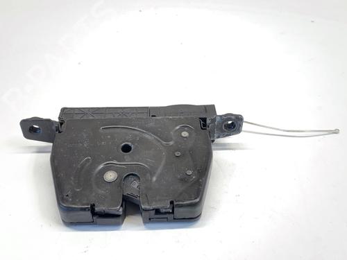 tailgate-lock-bmw-3-f30-f80-2011-2012-2013-2014-2015-2016-2017-2018-39333995 main image