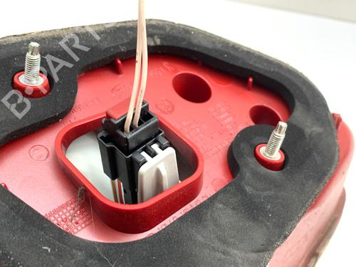 Right taillight VW PASSAT B7 (362) 2.0 TDI | BP39355079C35 - Image 4