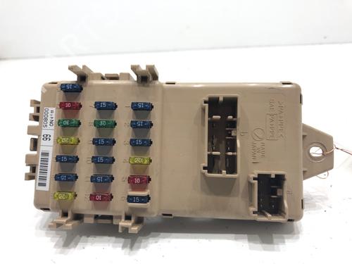 Used Fuse box Fuse box 39292243 39292243