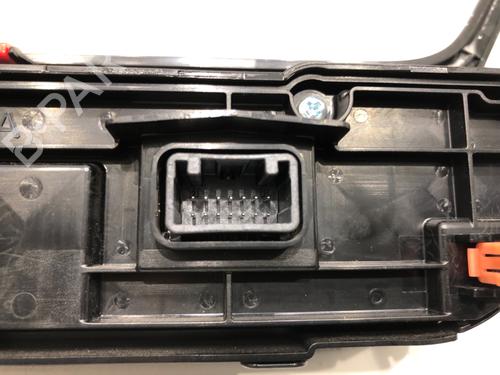 Climate control TOYOTA COROLLA Saloon (_E21_) 1.8 VVTi Hybrid (ZWE211, MZEA12) | BP39306266I5 - Image 5