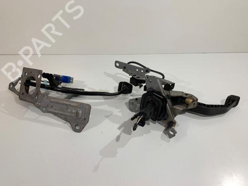 Pedal VOLVO V40 Hatchback (525) D2 | BP39970803I4 - Image 3