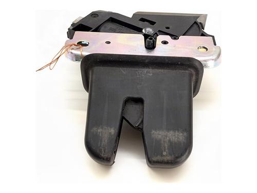 tailgate-lock-audi-a8-d3-4e2-4e8-2002-2003-2004-2005-2006-2007-2008-2009-2010-39377777 main image