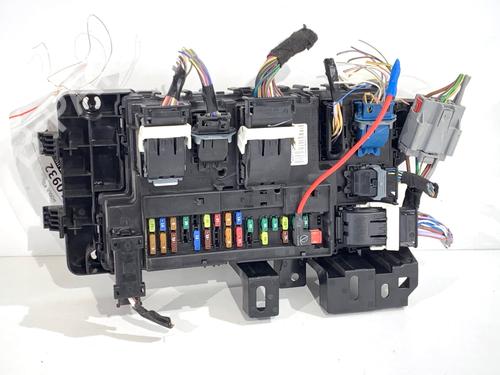 Used Fuse box Fuse box 39350488 39350488