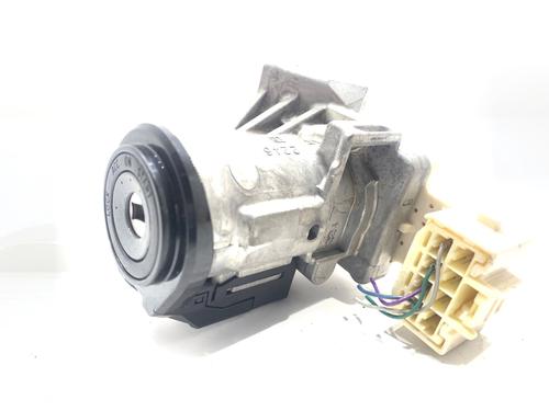 switch-toyota-c-hr-_x1_-2016-39308153 main image