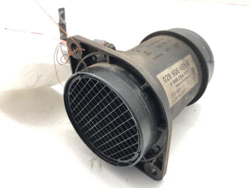 Mass air flow sensor VW PASSAT B5.5 Variant (3B6) 1.9 TDI | BP40171026M95 - Image 2
