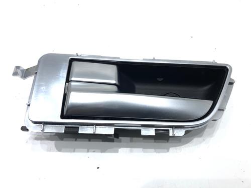 Used Rear left interior door handle Rear left interior door handle LAND ROVER RANGE ROVER SPORT I (L320) 3.0 D 4x4 (245 hp) 39283512 39283512