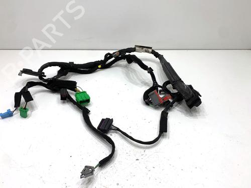 Used Wiring harness Wiring harness 39327164 39327164