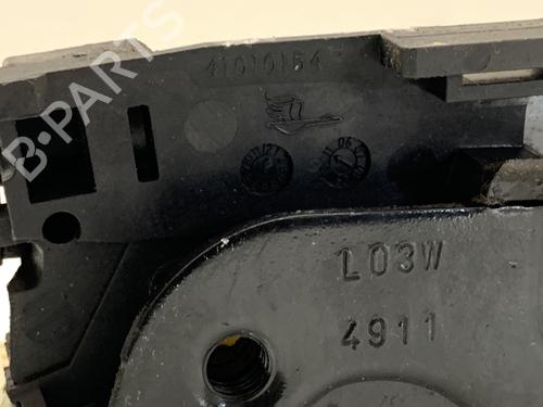 Front left lock VW PASSAT B7 Variant (365) 2.0 TDI | BP39372632C98 - Image 4