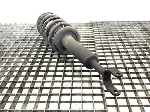 Left front shock absorber VW PASSAT B5.5 Variant (3B6) 1.9 TDI | BP39602998M16 - Image 2