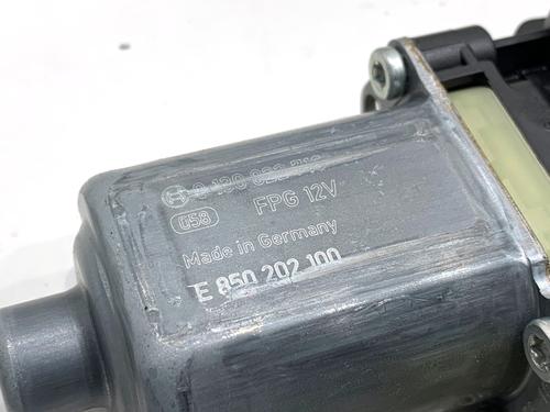 Front right window mechanism SKODA KAROQ (NU7, ND7) 1.6 TDI | BP39290544C23 - Image 3