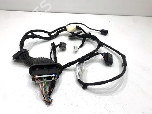 Used Wiring harness Wiring harness 39320685 39320685