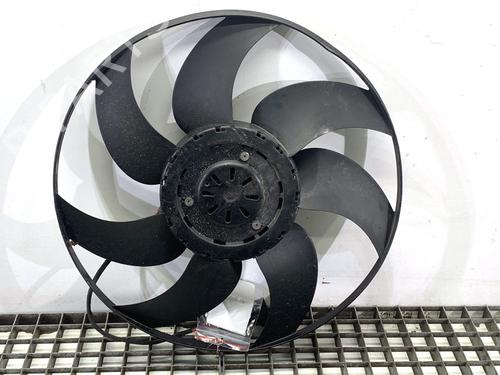 radiator-fan-mercedes-benz-a-class-w176-2012-2013-2014-2015-2016-2017-2018-39319682 main image