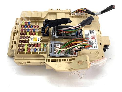 Used Fuse box Fuse box 39353643 39353643