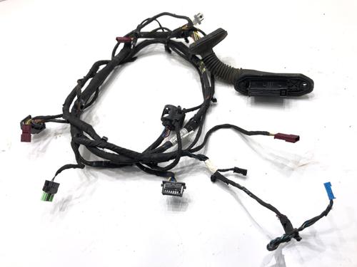 Used Wiring harness Wiring harness 39320030 39320030