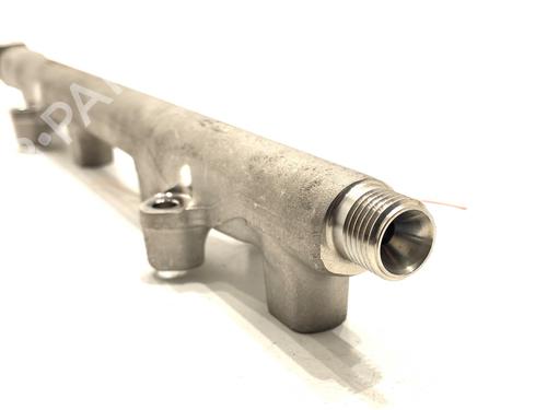 Injection rail SEAT ATECA (KH7, KHP) 1.5 TSI | BP39346392M98 - Image 3