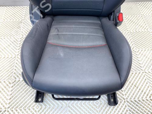 Right front seat MAZDA CX-3 (DK) 2.0 SKYACTIV-G (DK5W, DK6W) | BP39340386C16 - Image 3