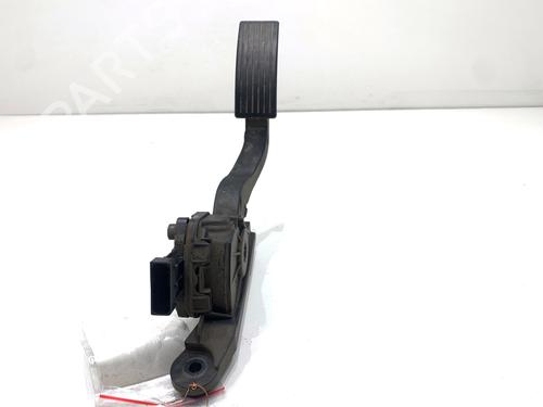 Used Pedal Pedal 39318122 39318122