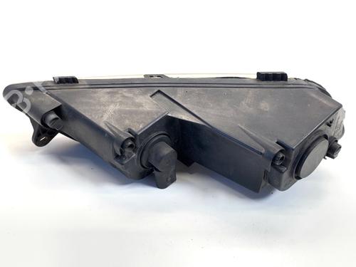 Right front fog light VW PASSAT B7 Variant (365) 2.0 TDI | BP39331673C31 - Image 2