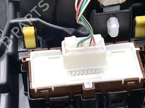Middle console TOYOTA AURIS (_E18_) 1.3 Dual-VVTi (NRE180_, NRE180R) | BP39339536I22 - Image 9