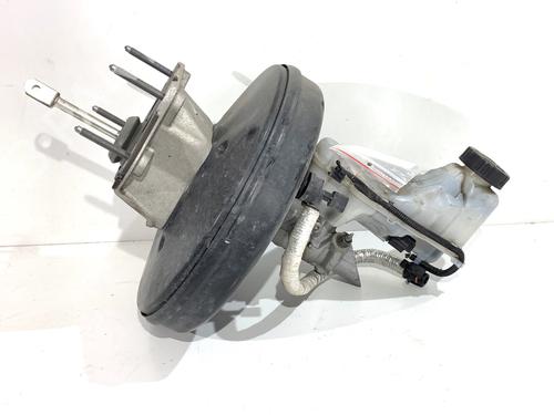 servo-brake-renault-megane-iv-hatchback-b9amn_-2015-39309330 main image