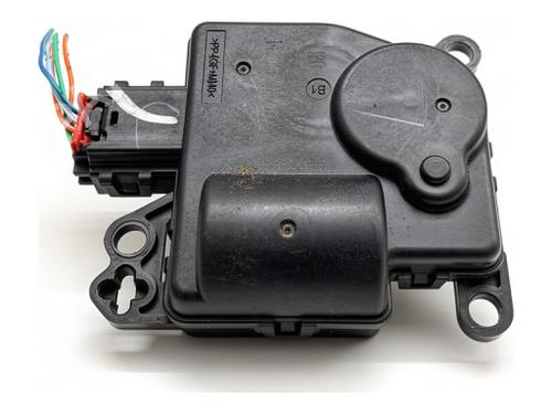 Used Heater blower motor Heater blower motor JEEP GRAND CHEROKEE IV (WK, WK2) 5.7 V8 4x4 (352 hp) 40489909 40489909