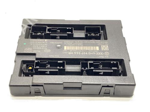 Used Fuse box Fuse box 39342191 39342191