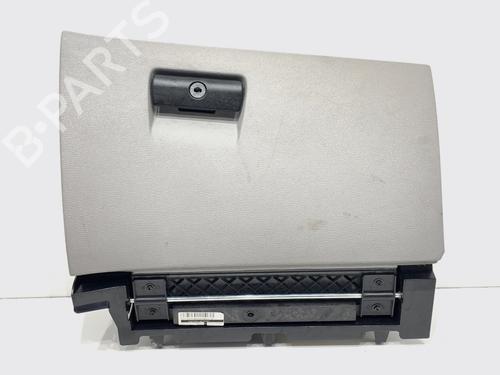 Used Glove box Glove box 39288557 39288557