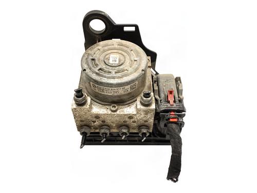 Used ABS pump ABS pump SKODA OCTAVIA III (5E3, NL3, NR3) 2.0 TDI (150 hp) 40490575 40490575