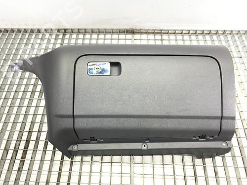 glove-box-vw-golf-v-1k1-2003-2004-2005-2006-2007-2008-2009-2010-39305025 main image