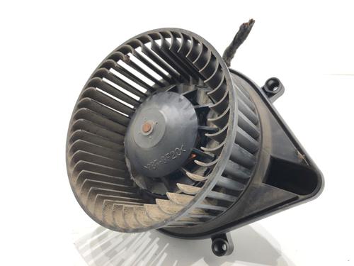 heater-blower-motor-audi-a4-b6-8e2-2000-2001-2002-2003-2004-2005-39319000 main image