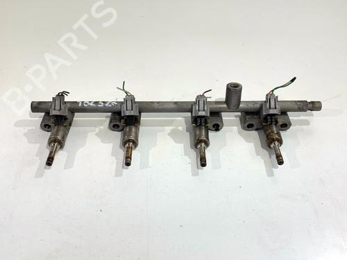 Used Injection rail Injection rail 39334468 39334468