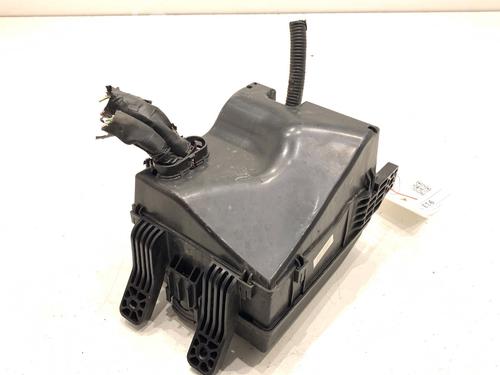 Used Fuse box Fuse box HYUNDAI ix35 (LM, EL, ELH) 2.0 (163 hp) 39351812 39351812