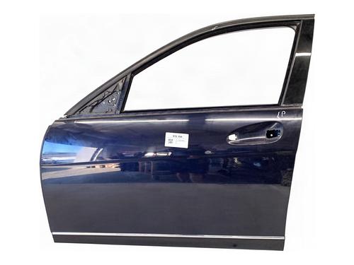 left-front-door-mercedes-benz-c-class-w204-2007-2008-2009-2010-2011-2012-2013-2014-2015-39364670 main image