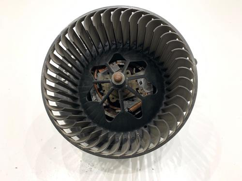 varmeblser-vw-passat-b7-variant-365-2010-2011-2012-2013-2014-2015-39311029 main image