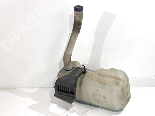 Used Windscreen washer tank Windscreen washer tank 39328388 39328388