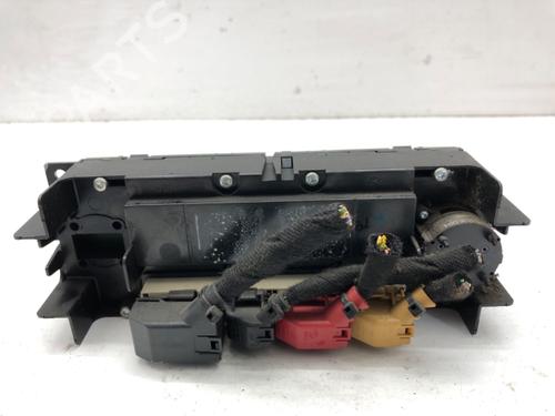 Climate control VW PASSAT B5 Variant (3B5) 2.8 V6 | BP40488511I5 - Image 2