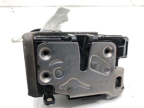front-left-lock-opel-astra-k-b16-2015-2016-2017-2018-2019-2020-2021-2022-39297301 main image
