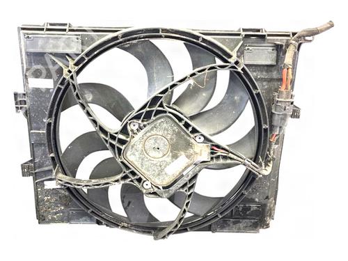 radiator-fan-bmw-4-gran-coupe-f36-2014-2015-2016-2017-2018-2019-2020-2021-39735950 main image