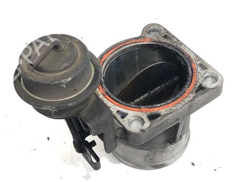 Used Throttle body Throttle body 39299377 39299377