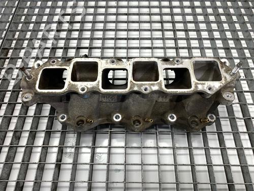 Used Intake manifold Intake manifold 39328081 39328081
