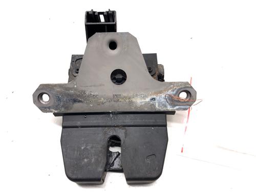 tailgate-lock-ford-focus-iii-2010-2011-2012-2013-2014-2015-2016-2017-2018-2019-2020-39270285 main image