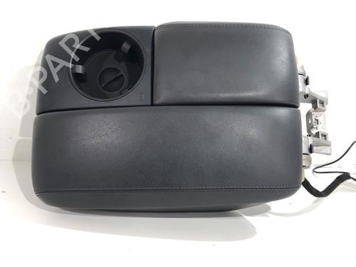 Used Armrest / Center console Armrest / Center console 39302297 39302297