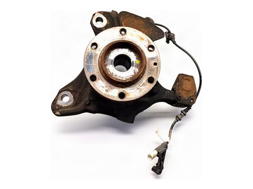 Used Left front steering knuckle Left front steering knuckle MERCEDES-BENZ SPRINTER 3,5-t Van (B907, B910) eSPRINTER (910.633) (116 hp) 40288047 40288047