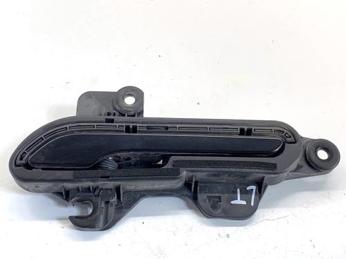 rear-left-exterior-door-handle-tesla-model-y-5yjy-2019-39336262 main image
