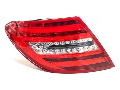Used Left taillight Left taillight MERCEDES-BENZ C-CLASS (W204) C 250 CGI (204.047) (204 hp) 40115813 40115813