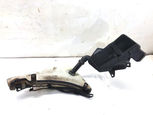 windscreen-washer-tank-audi-a6-c7-4g2-4gc-2010-2011-2012-2013-2014-2015-2016-2017-2018-2019-39309465 main image