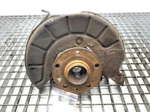 Used Left front steering knuckle Left front steering knuckle VW TOURAN (1T1, 1T2) 1.9 TDI (90 hp) 39330775 39330775