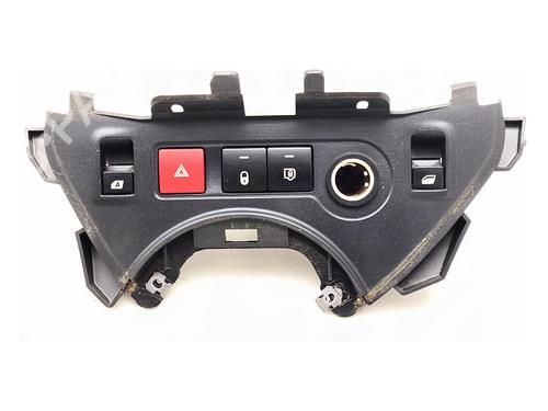 Used Switch Switch PEUGEOT PARTNER Box Body/MPV 1.6 HDi 16V (90 hp) 40171315 40171315